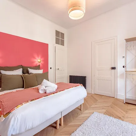 Josephine La Nantaise - En Bail Mobilite Apartamento